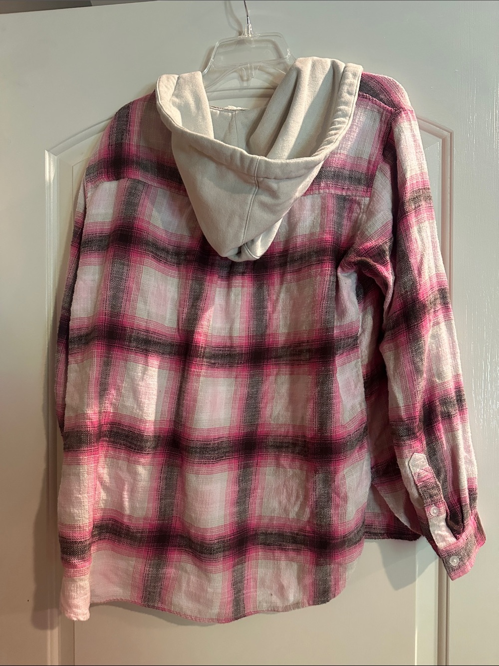 American Eagle Outfitters Pink and White Plaid Button-Down Hoodie Shirt - Picture 6 of 6